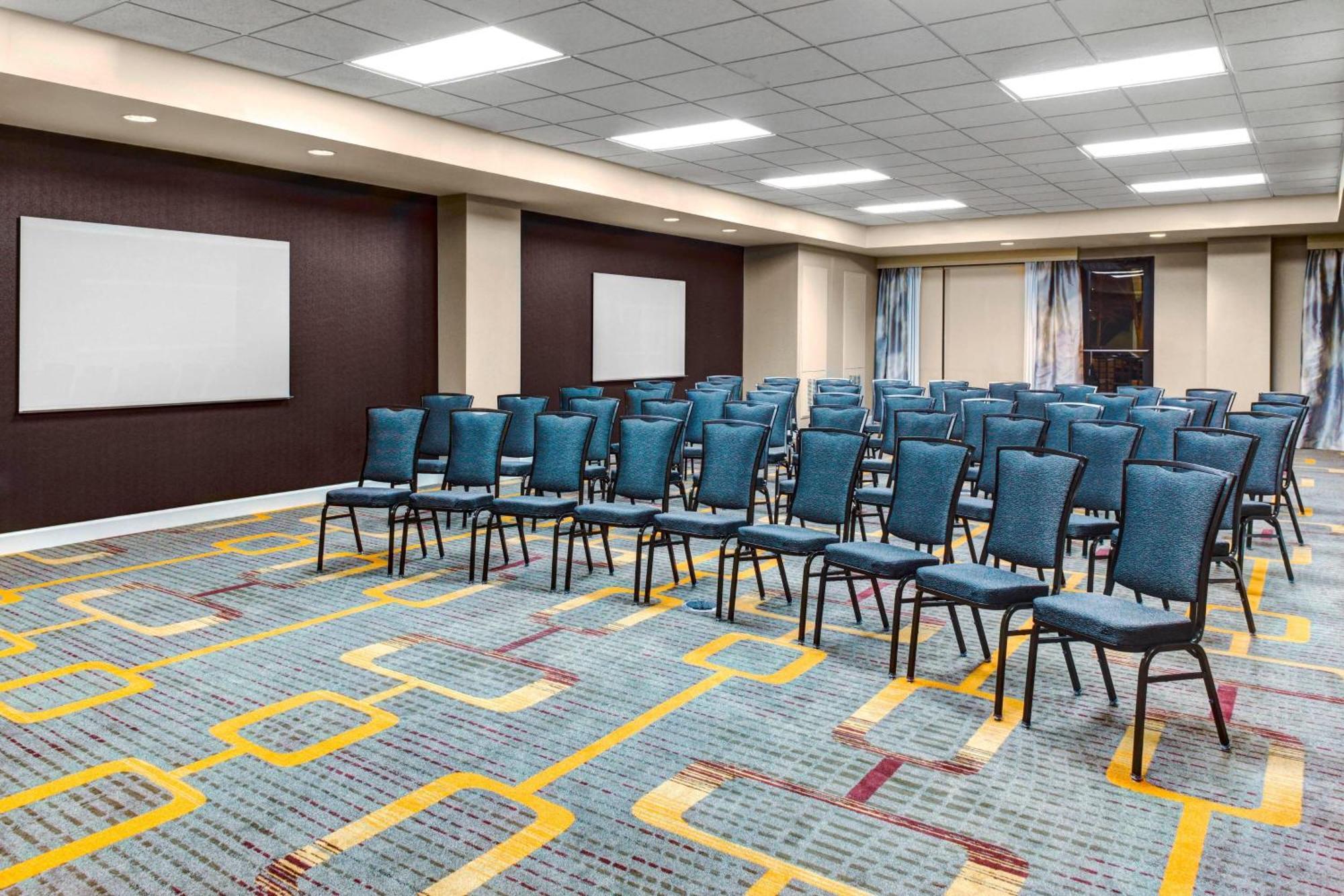 Residence Inn Atlanta Midtown 17Th Street מראה חיצוני תמונה